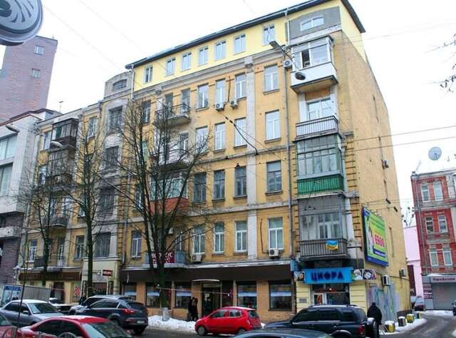 Апартаменты Apartment on Lvivska square Киев-14