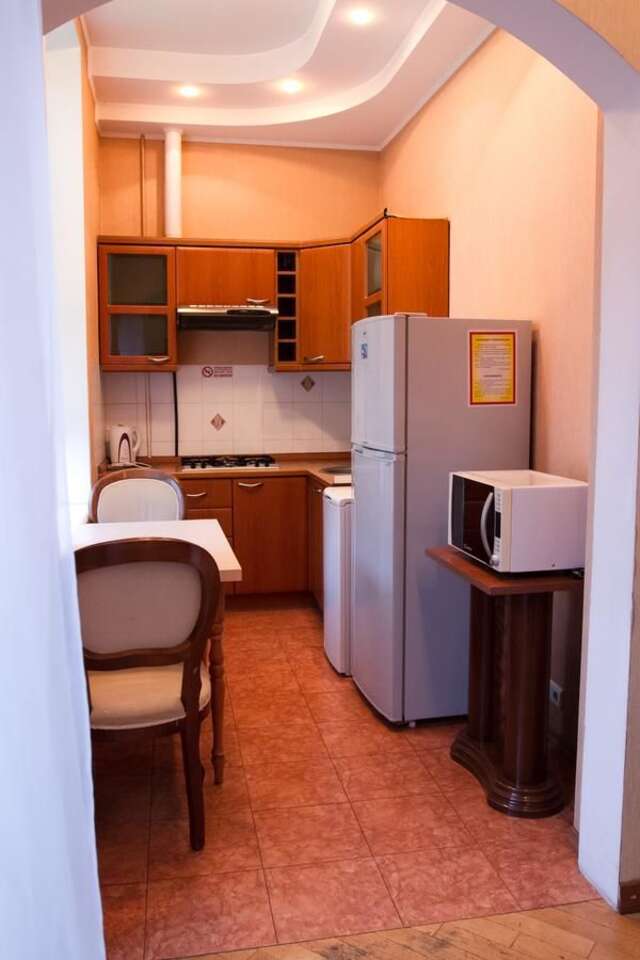 Апартаменты Apartment on Lvivska square Киев-5