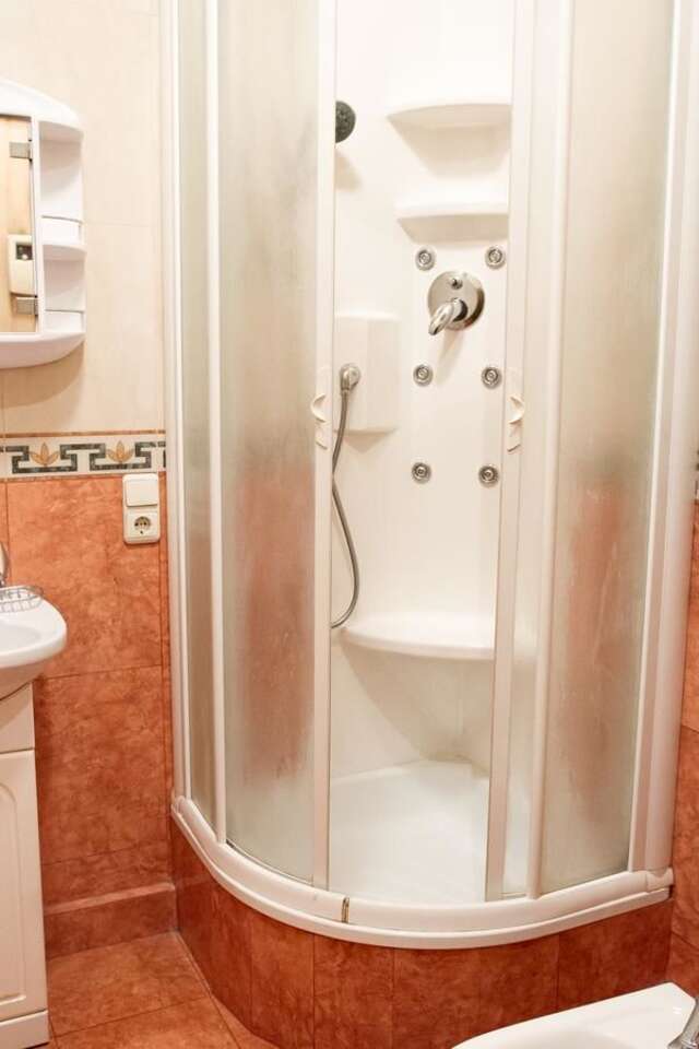 Апартаменты Apartment on Lvivska square Киев-9